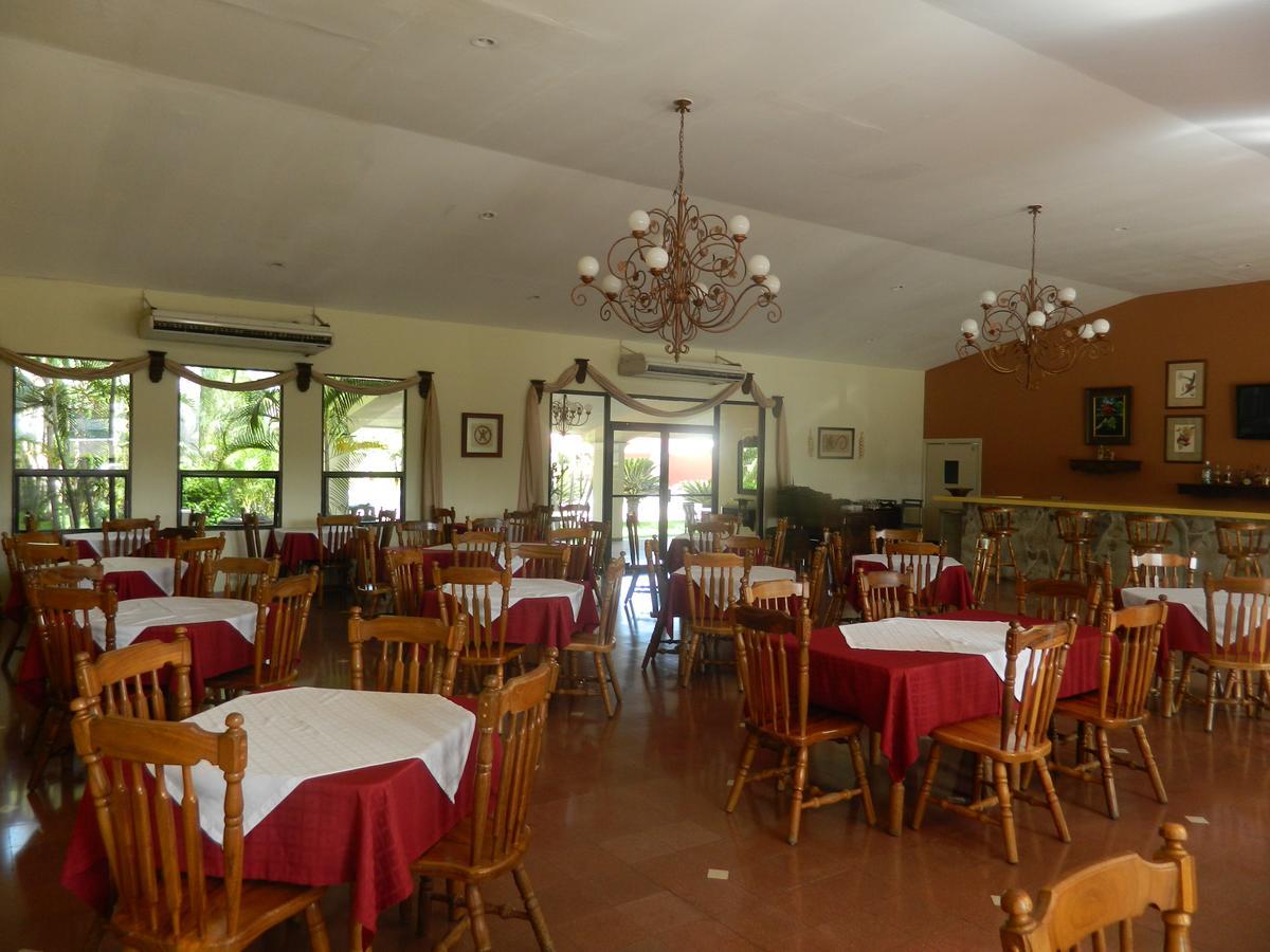 Hotel Santa Maria De 코마야과 외부 사진